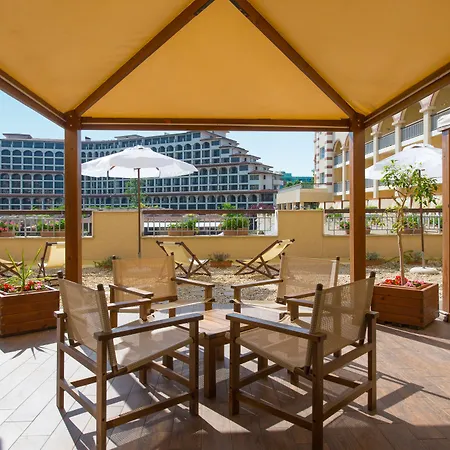 리조트 Melia Sunny 4*
