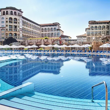 منتجع Melia Sunny 4*